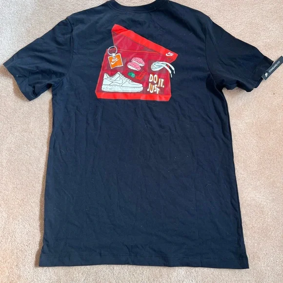 Nike black sushi tshirt - Picture 2 of 2
